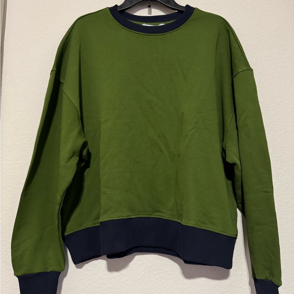 WeWoreWhat Green and Navy Crewneck Size M